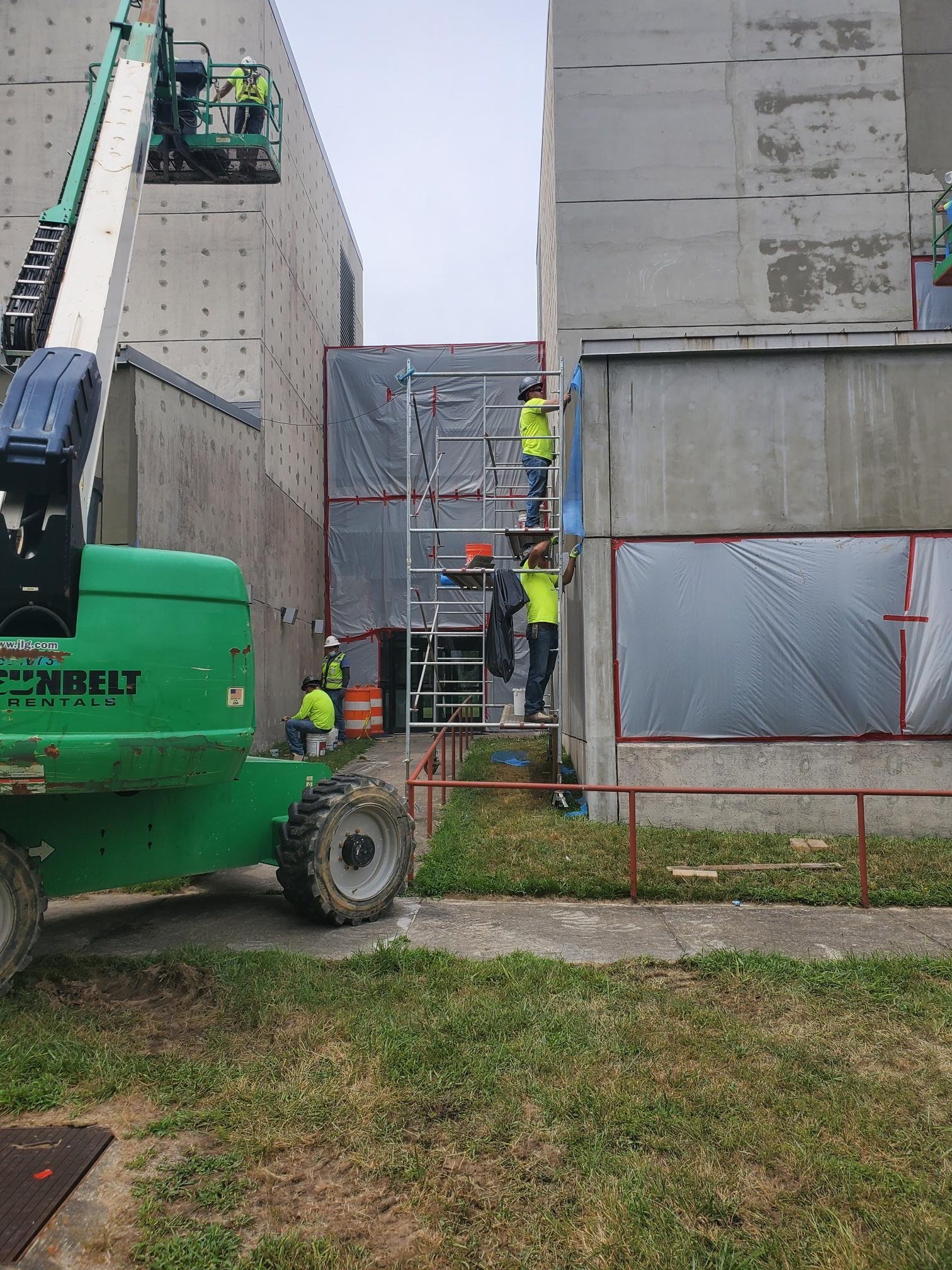 Photo of Bradleigh Applications, Inc. work on an EIFS repair using Dryvit materials at Capitol Technology University located in Laurel MD.